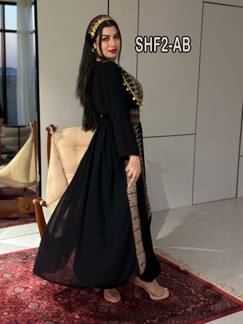 ⁦فستان كريب طبقات تطريز⁩ - الصورة ⁦5⁩