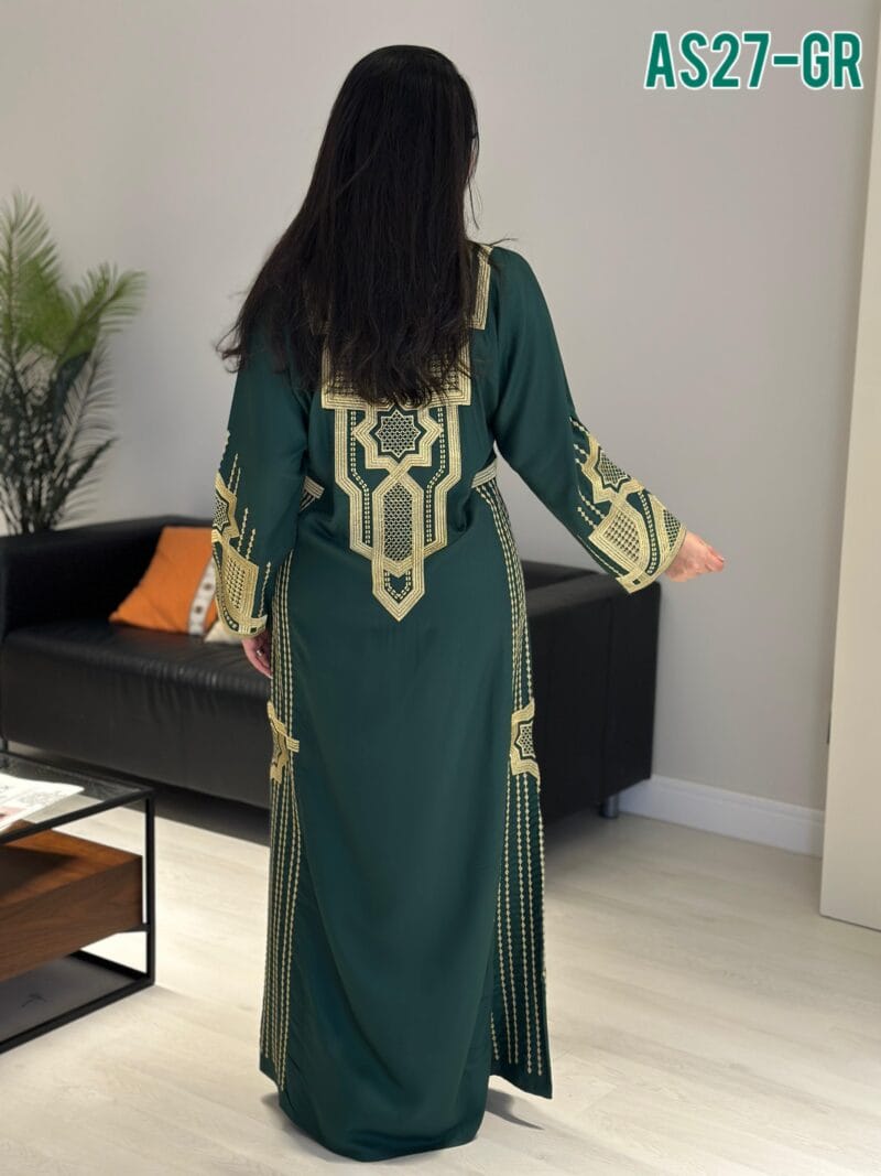 ⁦جلابية عسيري تطريز ذهبي⁩ - الصورة ⁦2⁩