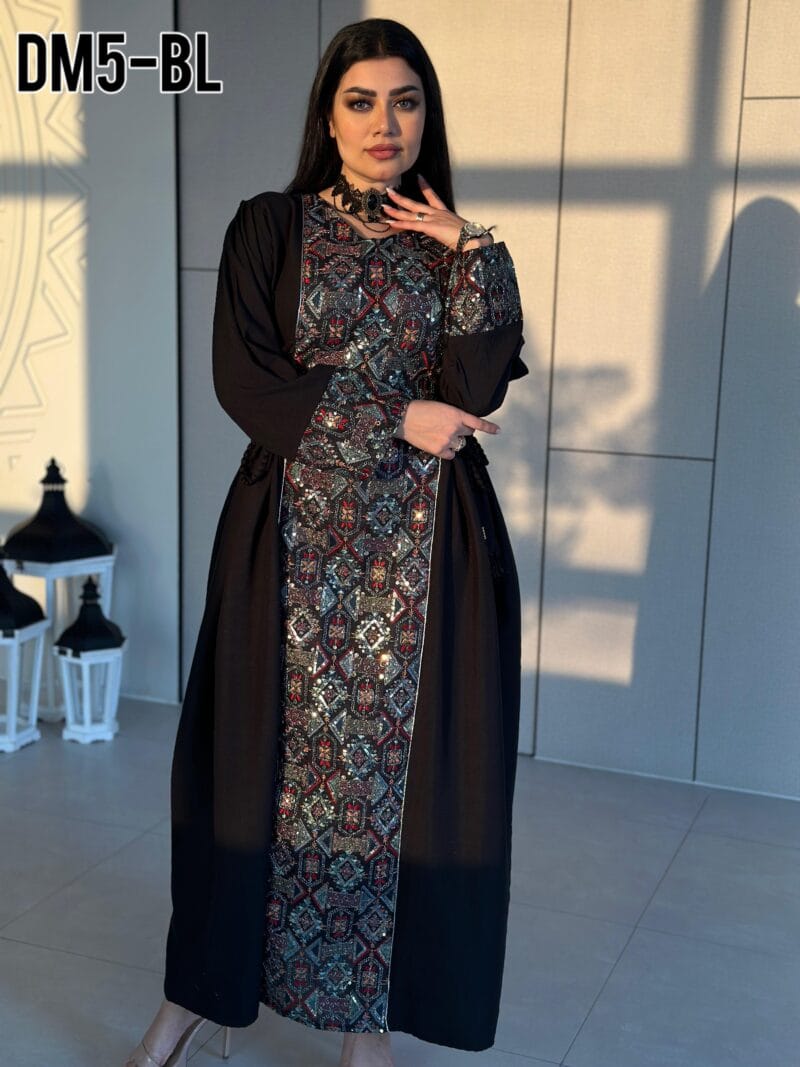 ⁦فستان رباط تطريز يدوي⁩ - الصورة ⁦4⁩