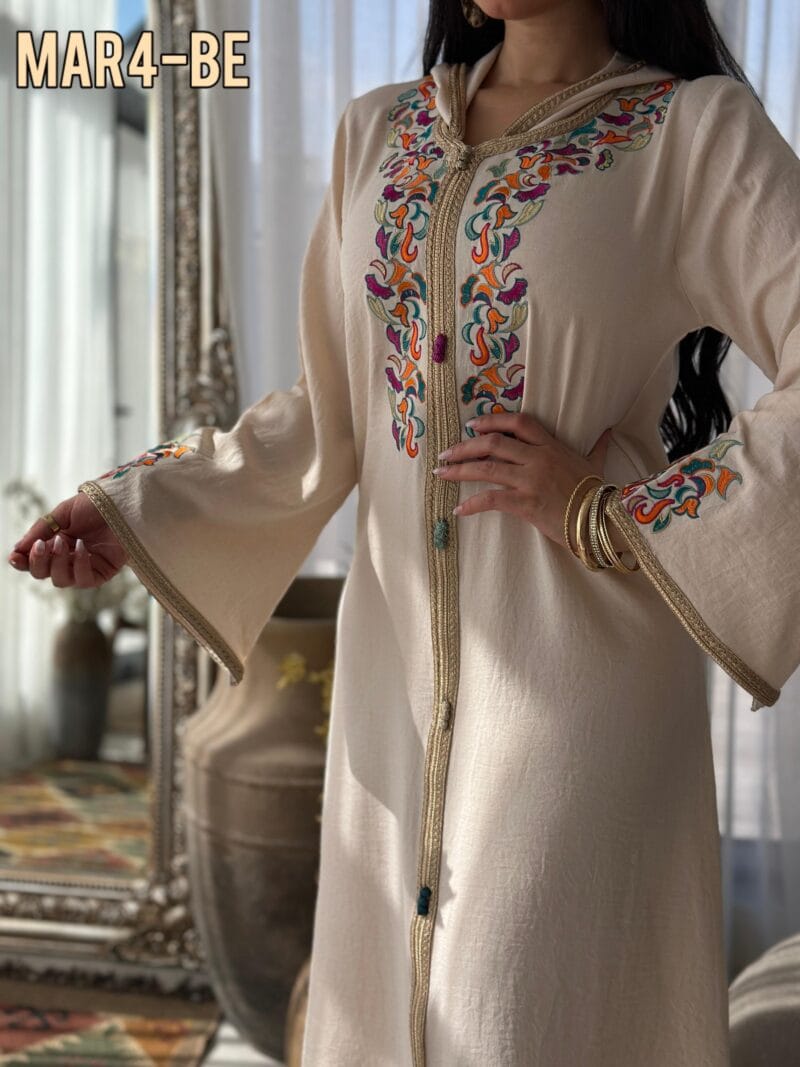 ⁦جلابية مغربي تطريز طربوش⁩ - الصورة ⁦3⁩