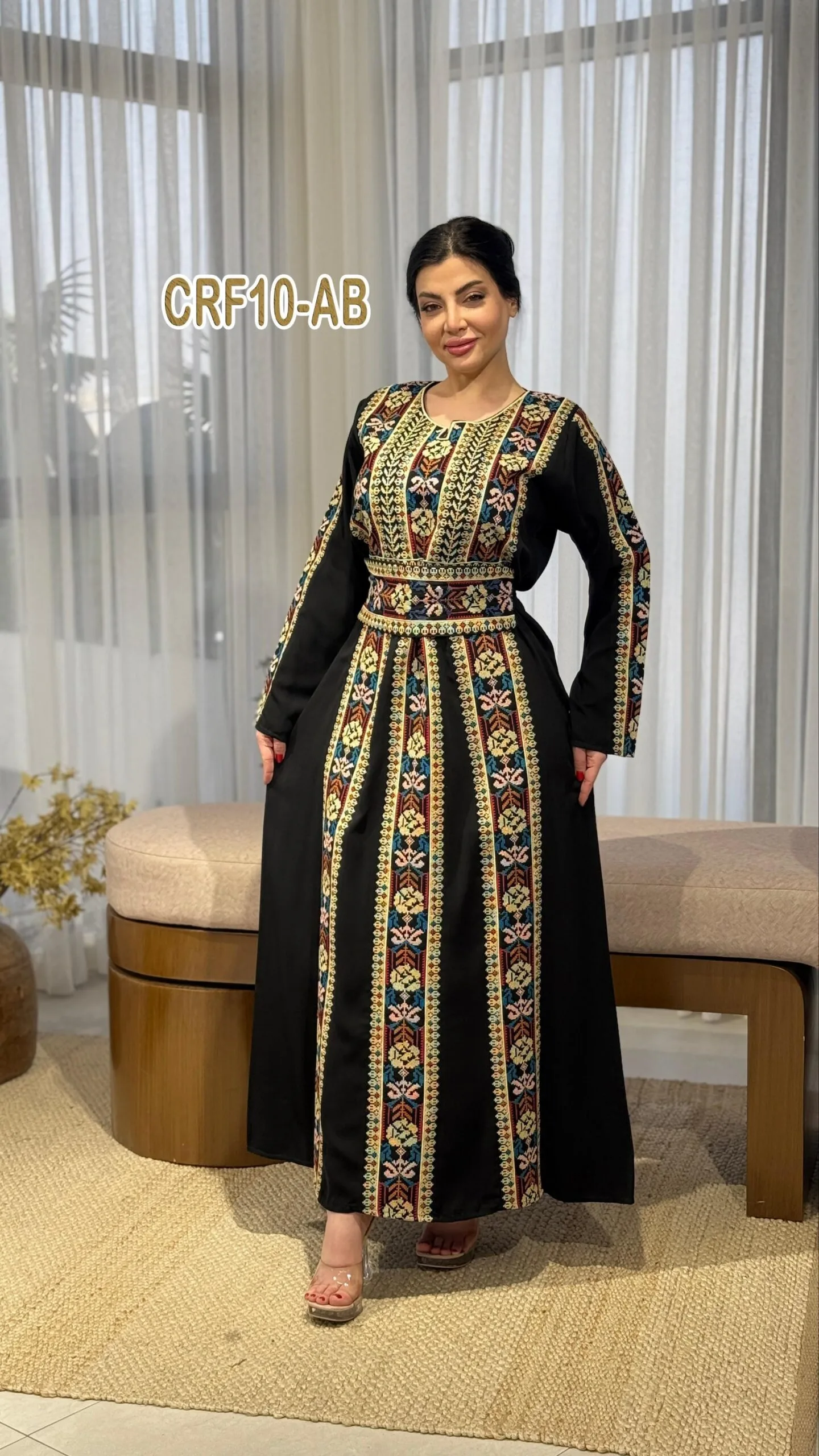 فستان عروق تطريز كريب