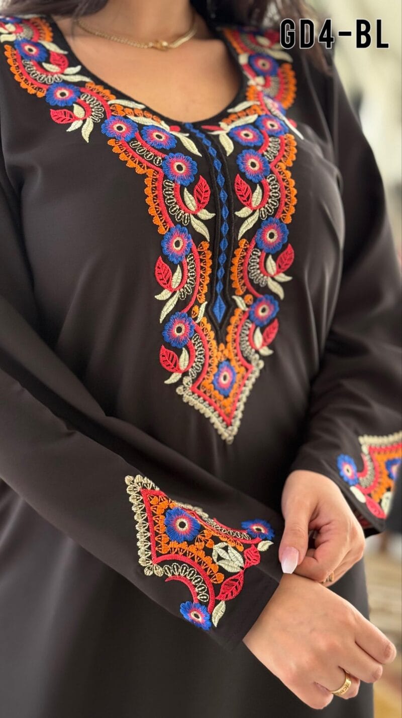 جلابية فوري صيفية مطرزة