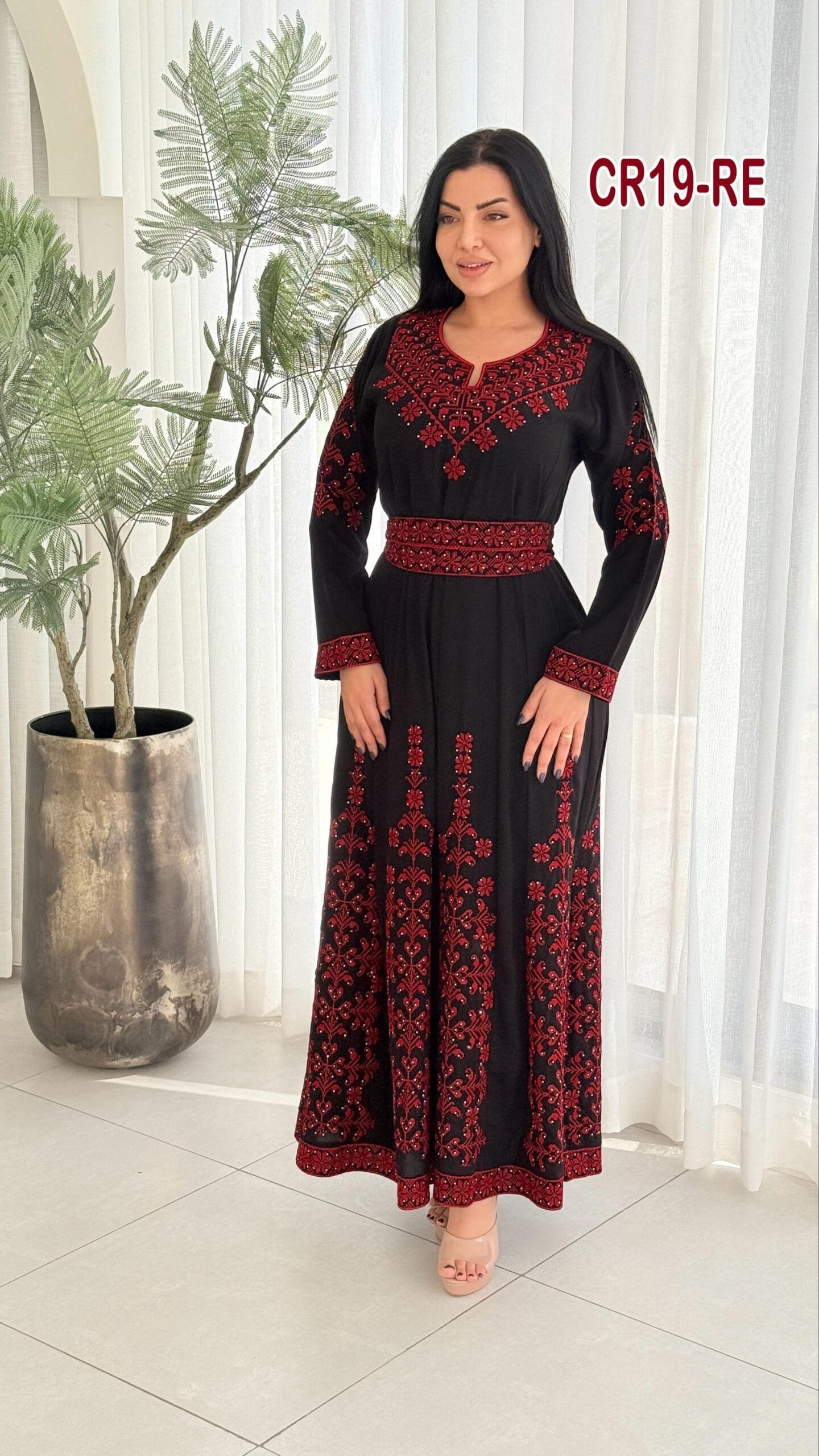 جلابية كريب سنابل تطريز