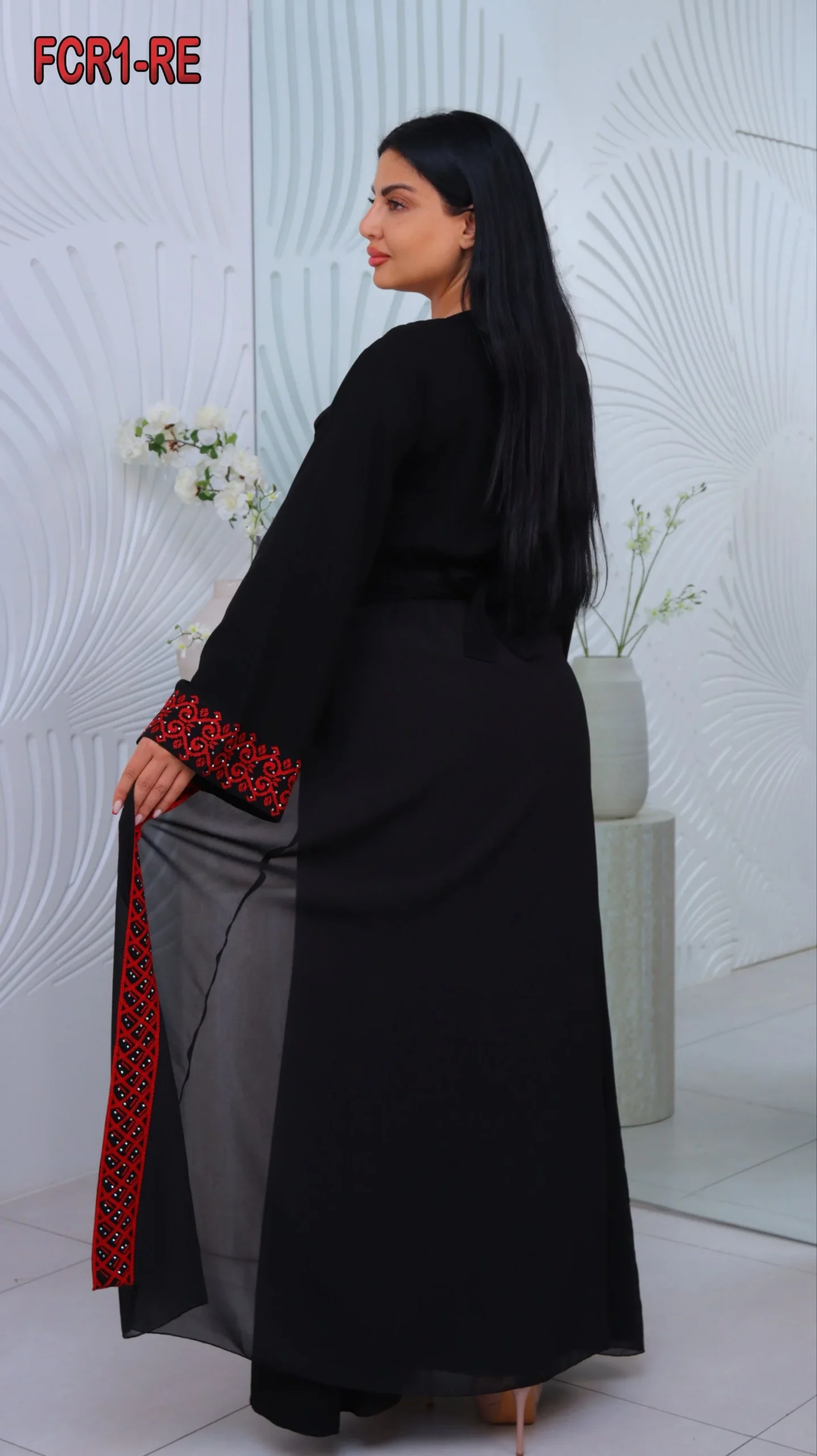 فستان كريب تطريز شيفون