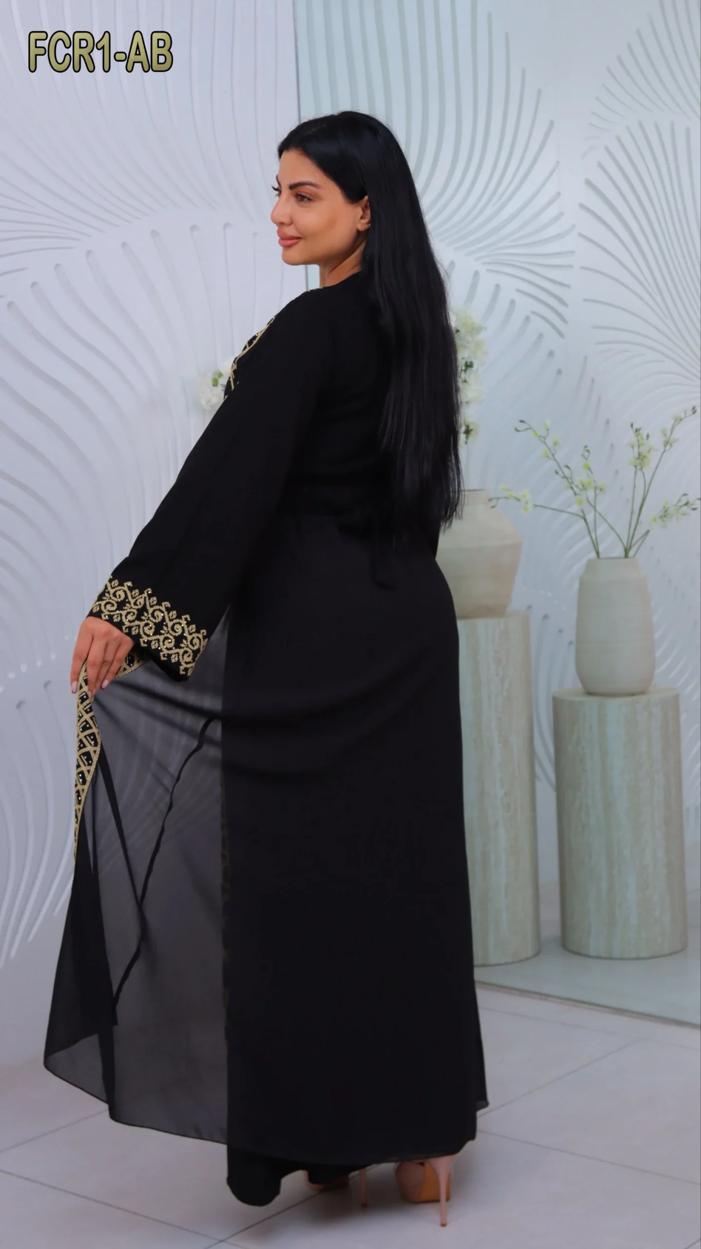 فستان كريب تطريز شيفون