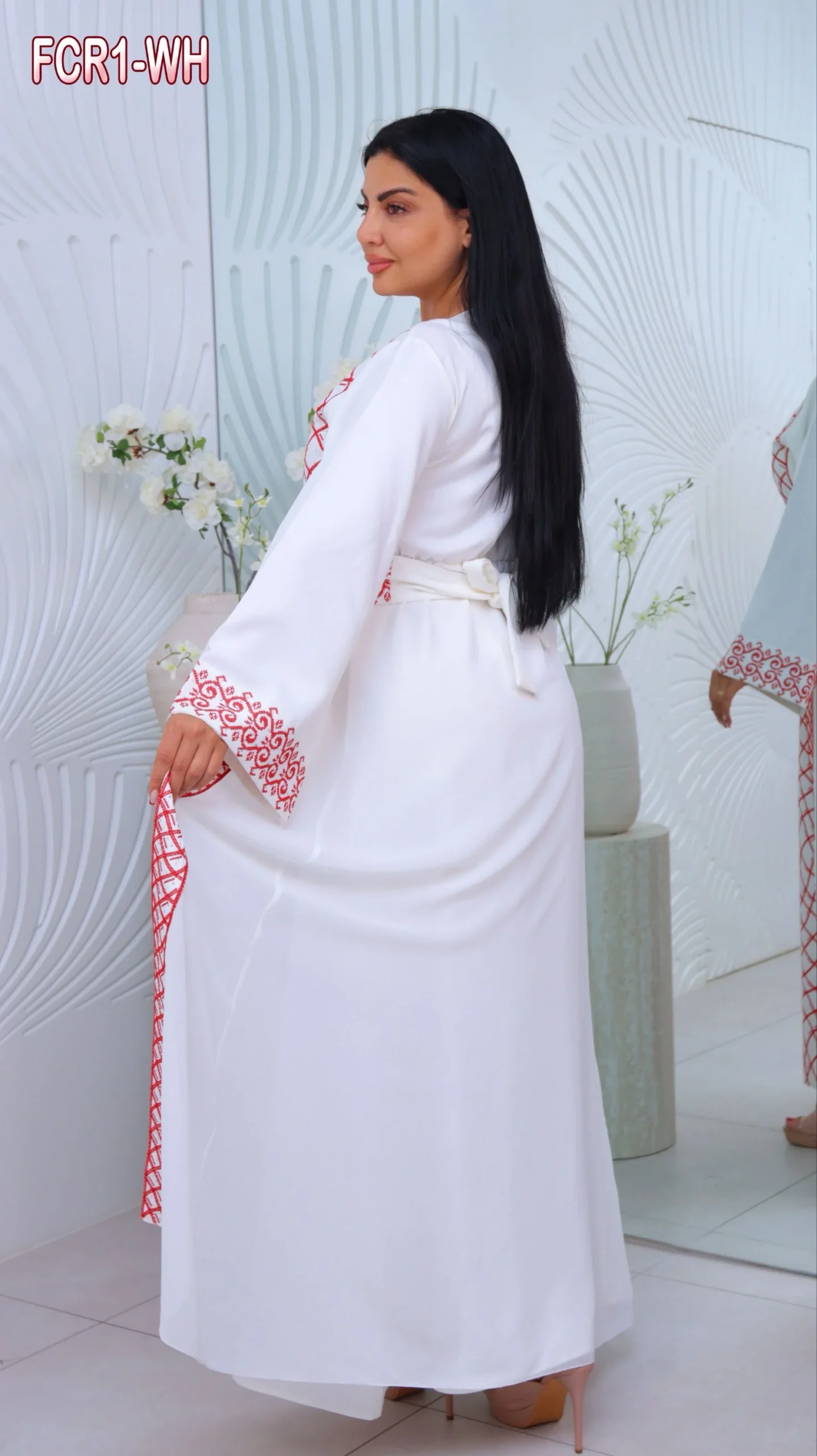 فستان كريب تطريز شيفون